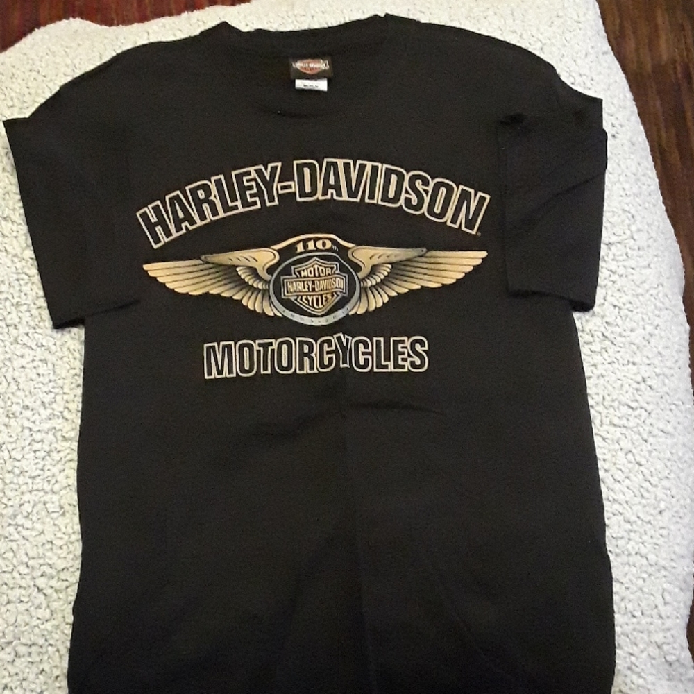 Harley Davidson black size medium tshirt